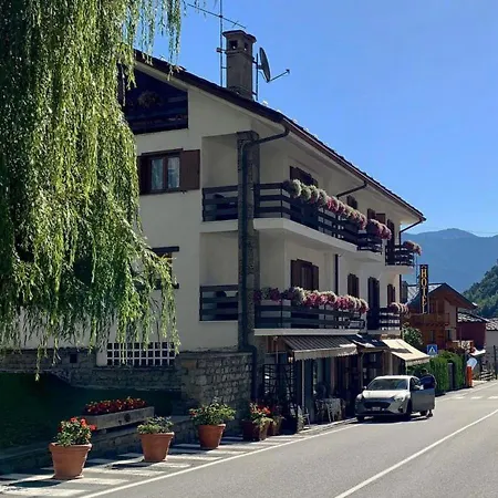 Hotel Bucaneve-3